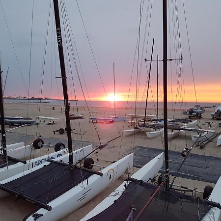 Nieuw App Met Tuin En Terras, Gratis Parking, Aan Zee, Vlakbij Brugge Leilighet Duinbergen Eksteriør bilde